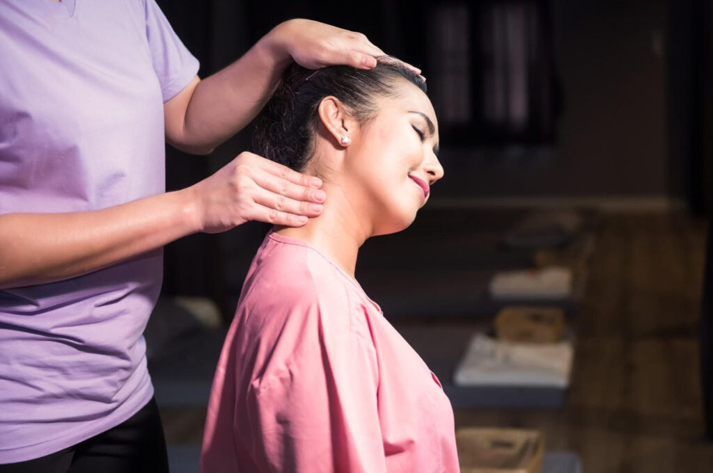 Thai neck massage
